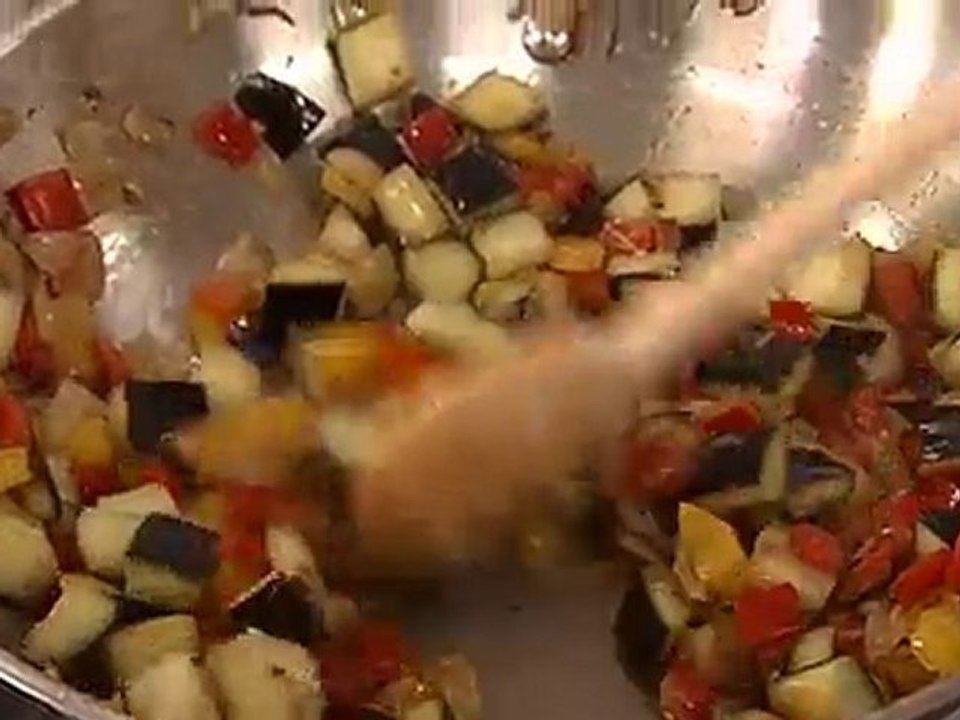 Cooking with Curtis Stone - Healthy Baked Potato with Ratato