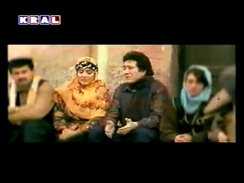 Belkis Akkale & Izzet Altinmese - Kara Toprak