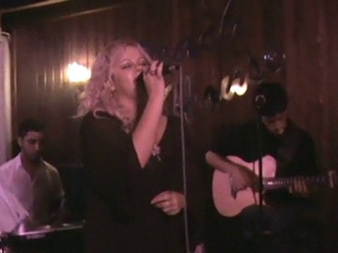 EZGİ,BODRUM BEACH HAUSE TÜKENECEĞİZ