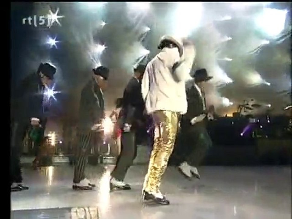 MICHAEL JACKSON - SMOOTH CRIMINAL