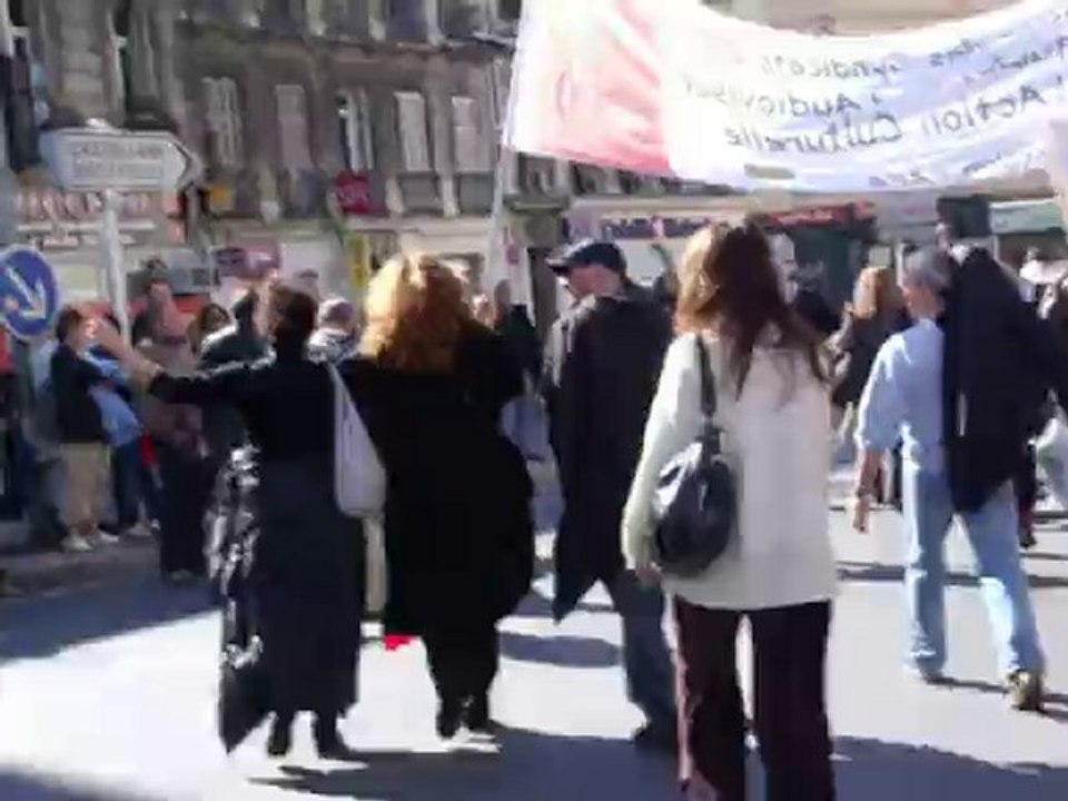 l'internationale opérette manif marseille 19 10 2010