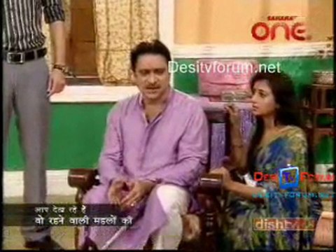 Woh Rehne Wali Mehlon Ki - 19th October 2010 pt1