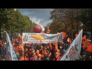 La manifestation du 19 octobre en paroles et en chansons...