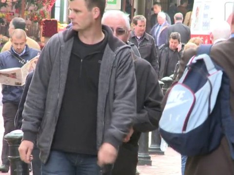 Unions vent anger ahead of Britain's spending cuts