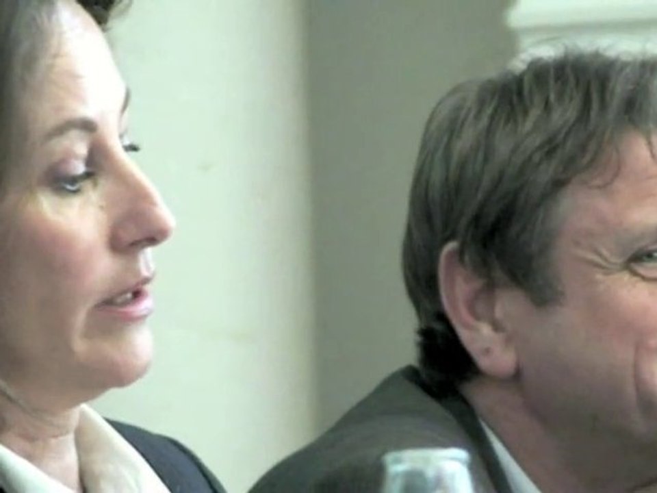 Ségolène Royal, Conseil régional, fin de séance houleuse.