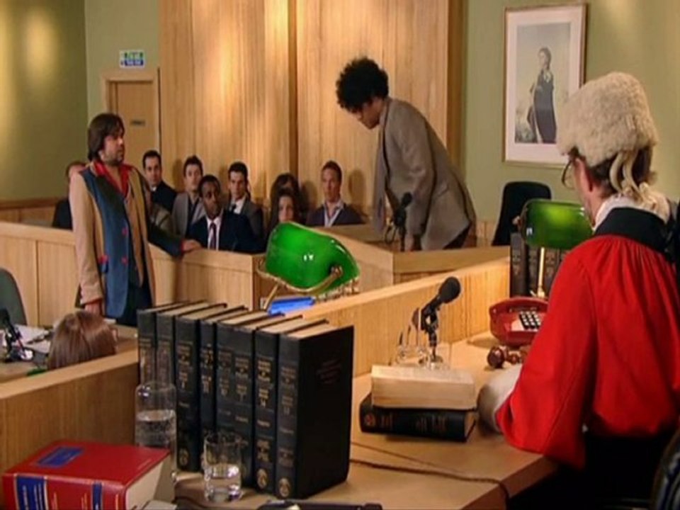The IT Crowd - 4x06 - Reynholm vs Reynholm - Moss questioned