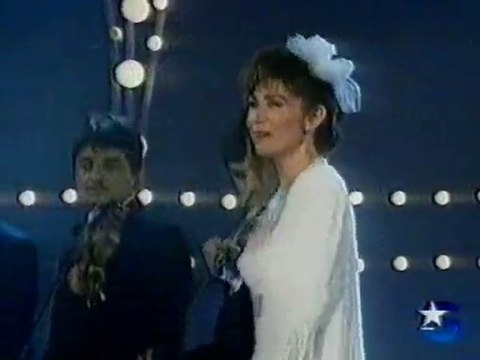 Ayse Tunali - GÖNDER BANA video NOSTALJI interSTAR