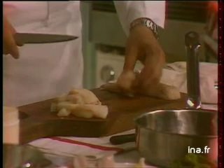 [Fricassée de lotte aux petits légumes]