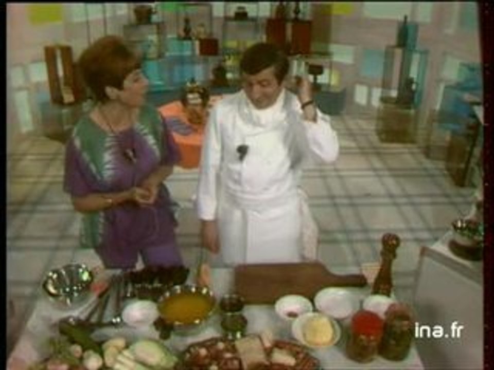 Le pot au feu de Michel GUERARD et Marthe MERCADIER  - Archive vidéo INA