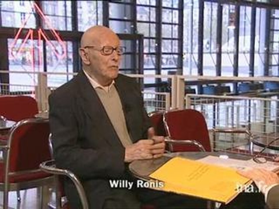 Jean Claude Gautrand : Willy Ronis, Instants dérobés