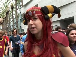 Blizzcon 2010 - plenty of mods and jiggling bods