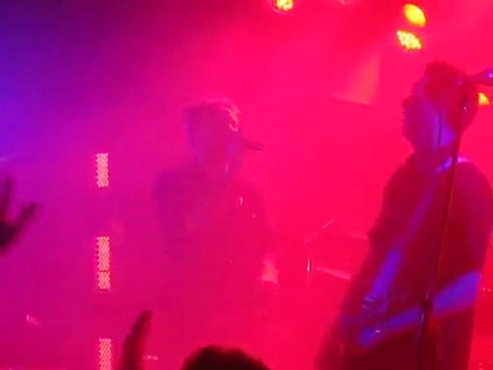 front line assembly, angriff , bus palladium,en concert , live, 2010,paris