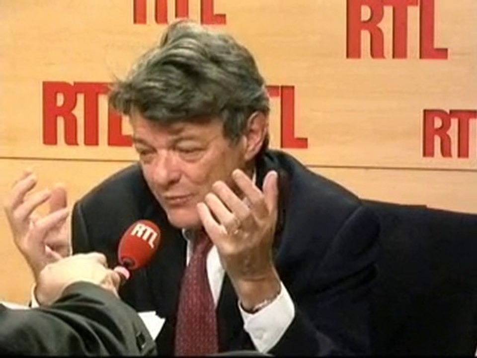 Jean-Louis Borloo, ministre de l'Ecologie, de l'Energie, du