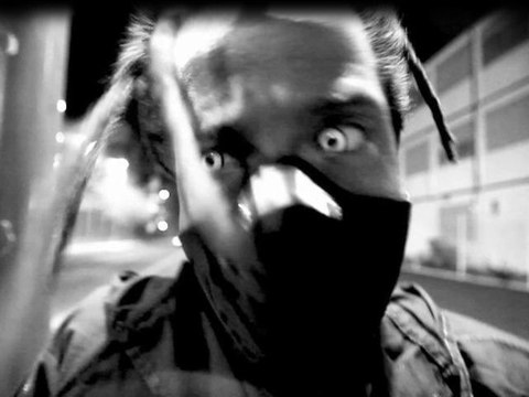 ROCé L'être humain et le réverbère