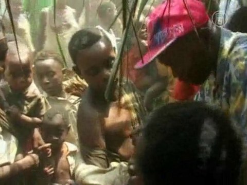 Супруги Гейтс помогают в борьбе с бедностью