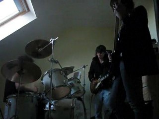 We don't need no éducation fait maison