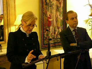 CONFERENCE DEBAT AVEC ROGER KAROUTCHI, INVITE PAR L'ANANS