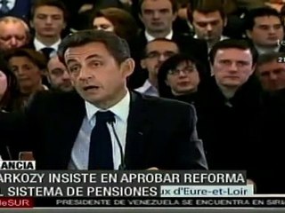 Sarkozy insiste en que subirá la edad de jubilación pese a los desórdenes públicos