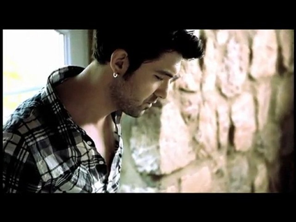 İlkay Sipahi Sarılıp Günahına