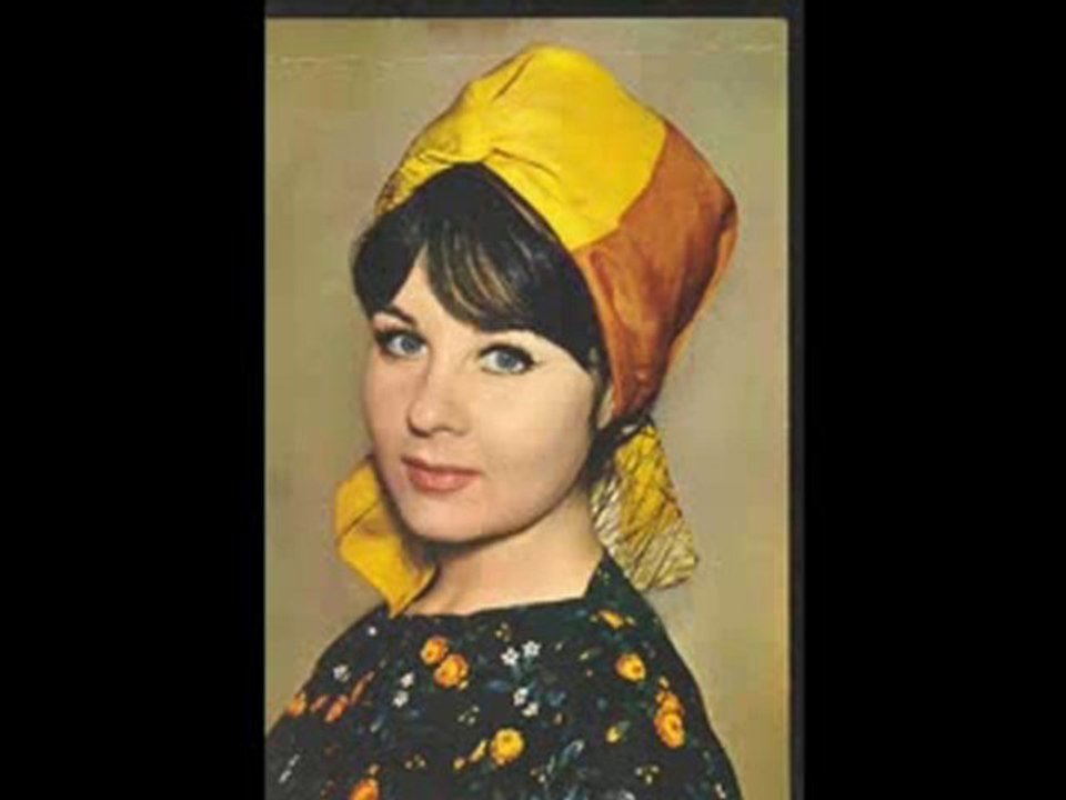 Fatma Girik-Telefon   şakası
