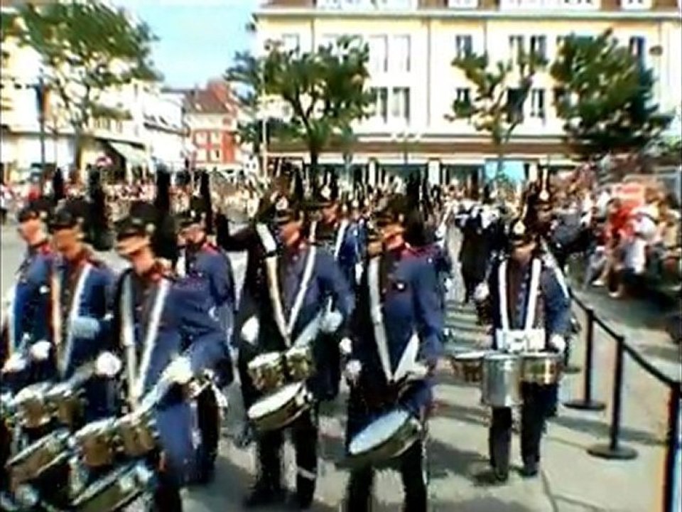 PASVEER fanfare Néerlandaise aux fêtes Jeanne Hachette  2010