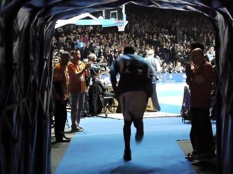 Vis Mon Match, Saison 3 - Épisode 1 Entrons dans l'arène