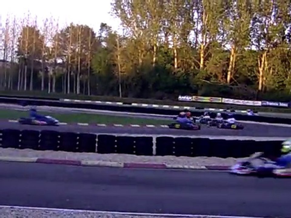 video trophee ufolep kartland - manche de joigny 17/10/10