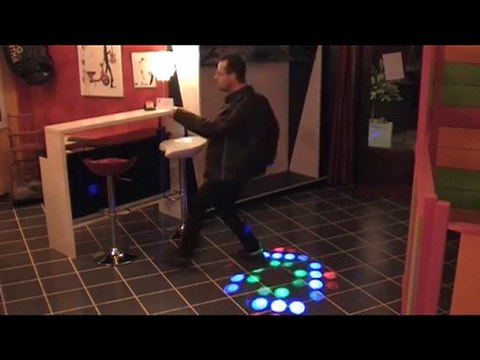 soirée dansante Episode 9 série le restaurant