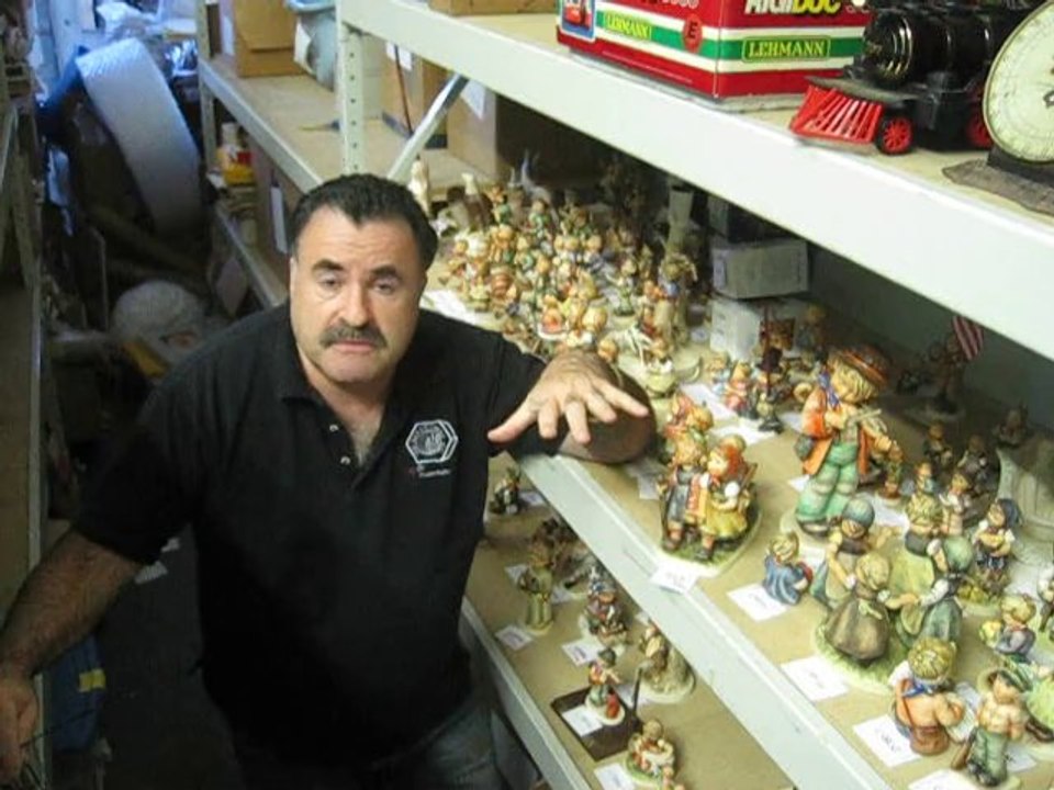 HUMMEL FIGURINE Apple Tree Boy 32"