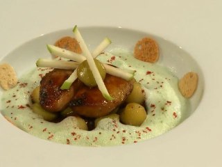 Foie gras poêlé, émulsion de Pomme Granny Smith