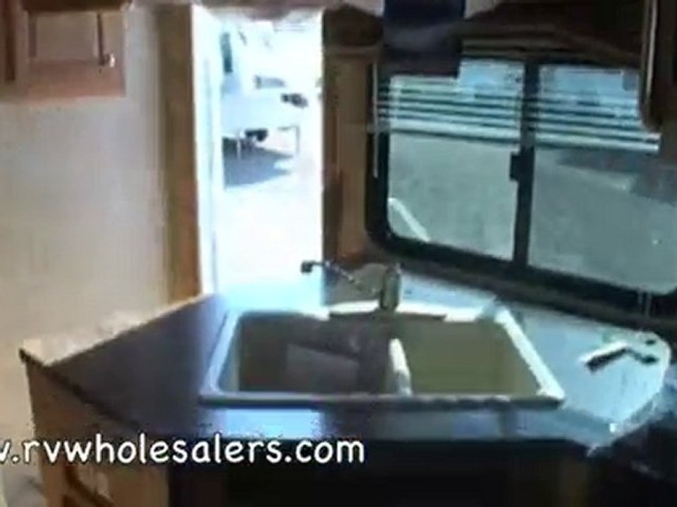 2011 Wildcat 31TS Fifth Wheel Camper at RVWholesalers