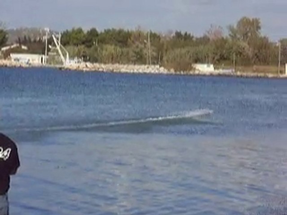 Catamaran F1 26cc hors-bord RC