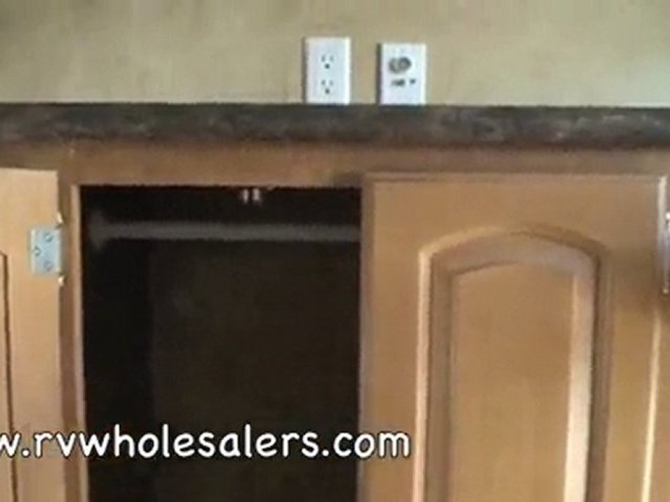 2011 Wildcat 29BHS Travel Trailer Camper at RVWholesalers