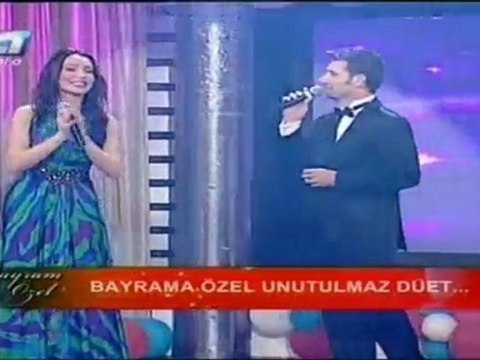 Umut Akyürek & Mehmet Coşkundeniz BİR KIZIL GONCAYA BENZER