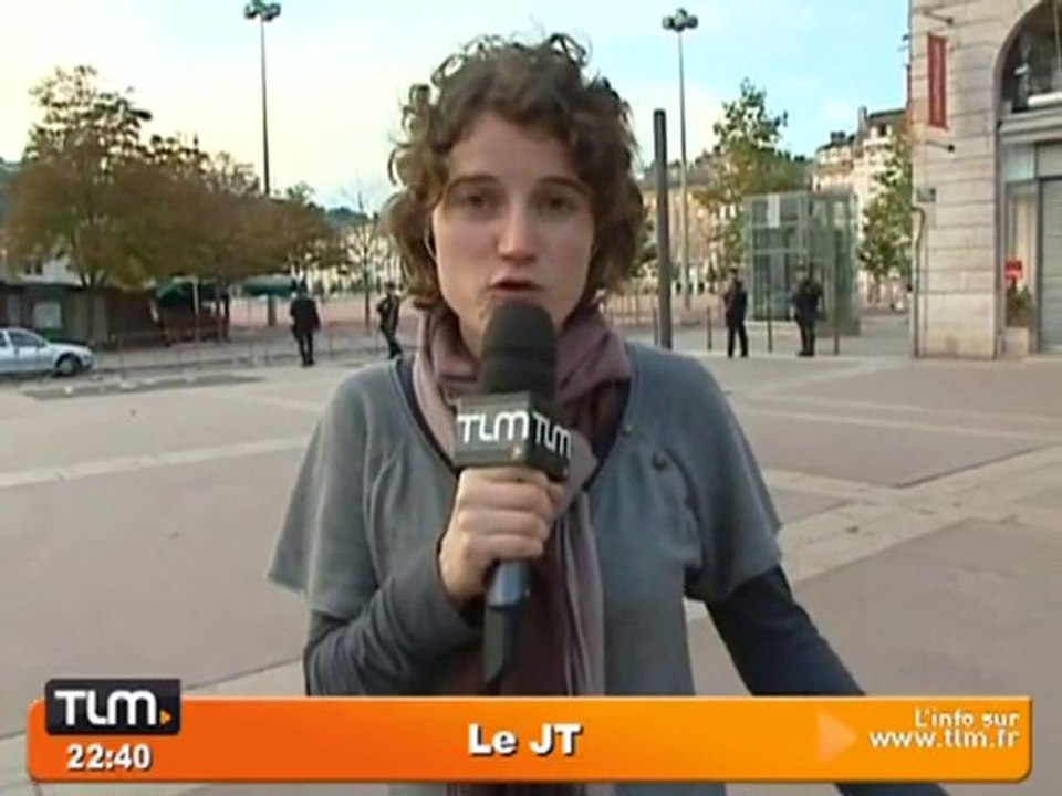 La Place Bellecour bouclée par les CRS (Lyon)