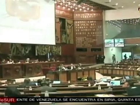 Ecuador: Vence plazo para que banqueros dejen de poseer medios de comunicación