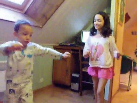 Anais & Enrick ☼ Sa Fait Rire Les Oiseaux ☼