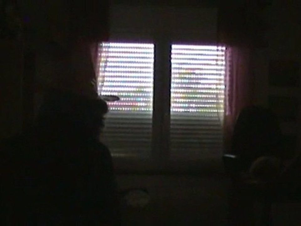 MOV048