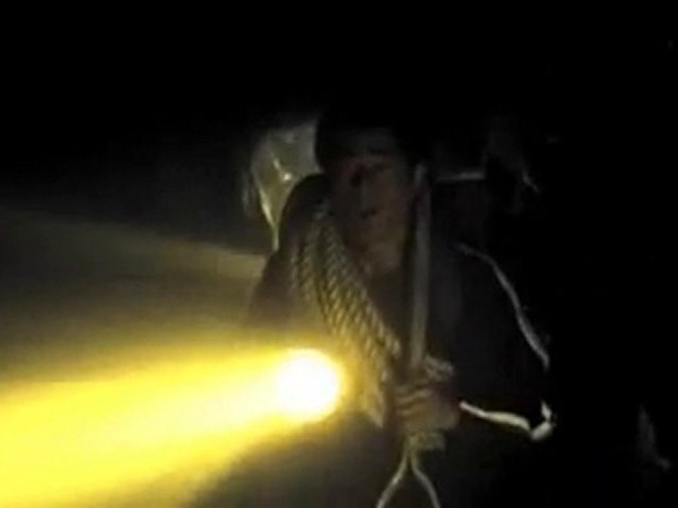 City_under_siege._VSUB.KSTC_1_clip1