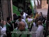 La llegada del autobus del equipo betico a la ciudad charra