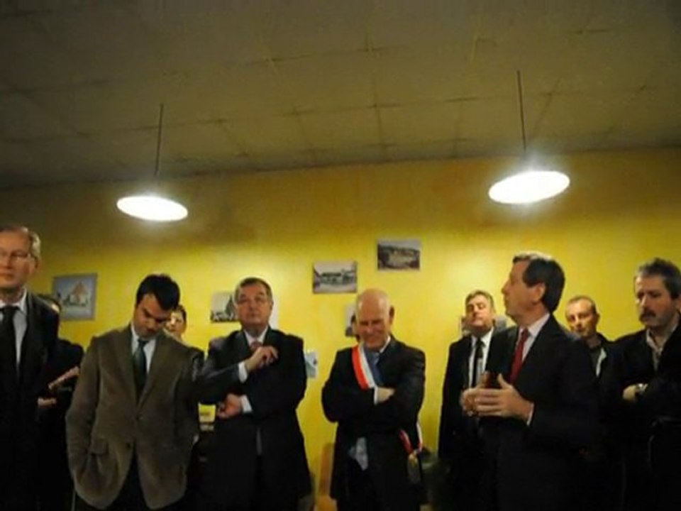 Michel Mercier, ministre, à Mont-Saint-Vincent (23/10/10)