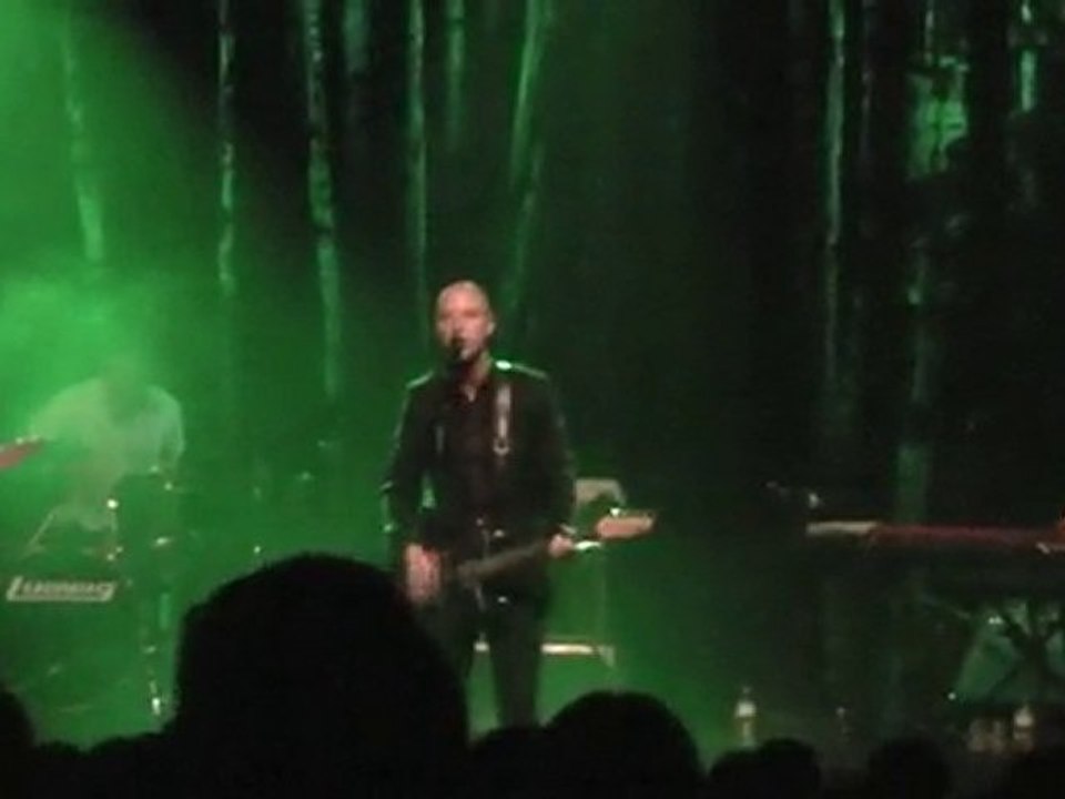 Sivert Høyem - Johnny (live in Athens - 23/10/10)