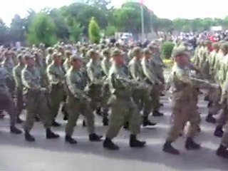 İZMİR GAZİEMİR ULAŞTIRMA ÇAVUŞ 2.BÖLÜK YEMİN TÖRENİ GEÇİŞİ