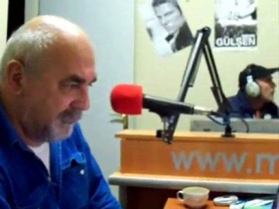 OTUR BAŞTAN YAZ BENİ - Neşe ŞEN - MEGA - FM [HQ]