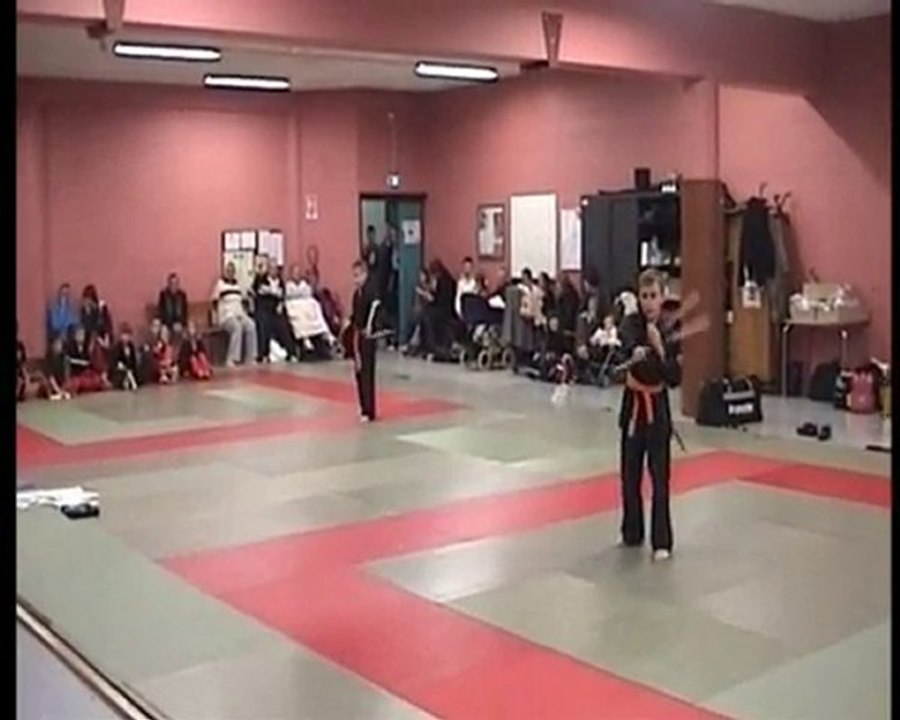 Compétition de nuchaku artistique part2