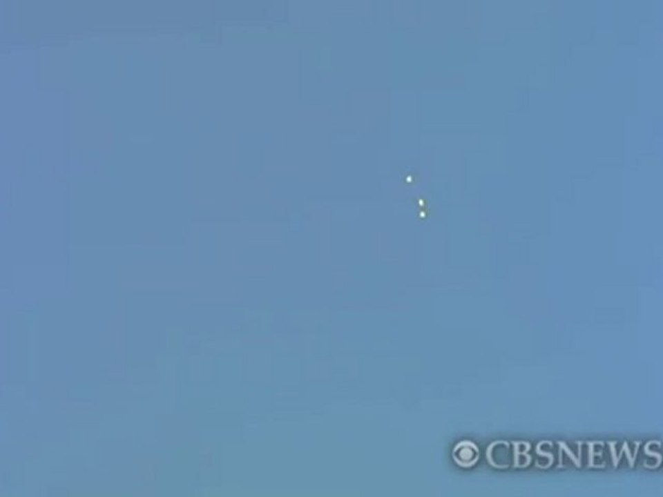 UFO OVNI MANHATTAN NEW YORK 13th Oct 2010