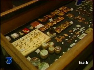 Le business de l'Assomption à Montmartre - Archive INA