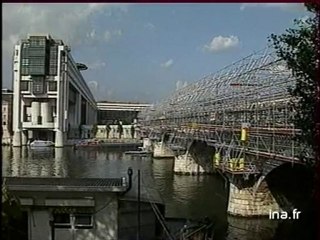 Pont de Bercy : ouverture de deux voies pour la circulation