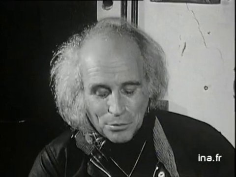 Léo Ferré Les copains d'la neuille à Montmartre - Archive vidéo INA