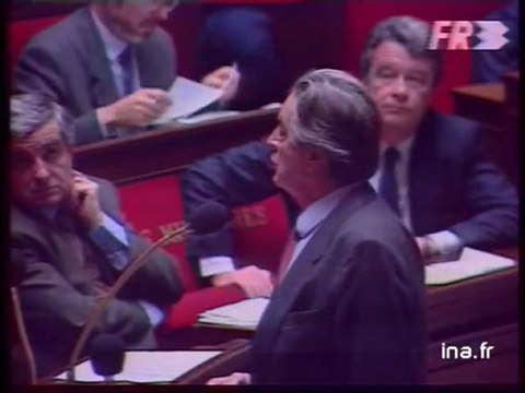 Roland DUMAS à l'assemblée nationale